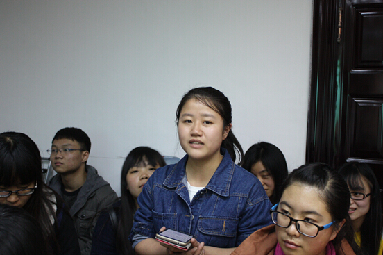 beat365中国唯一官方网站师生座谈会顺利举行
