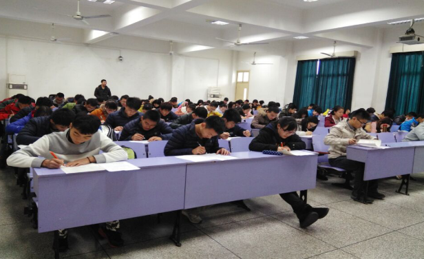 beat365官网分党校第五期入党积极分子培训班党课结业考试顺利举行 beat365官网分党校第五期入党积极分子培训班党课结业考试顺利举行